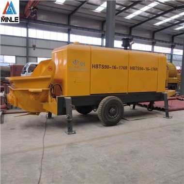 Machine de pompage de béton portative